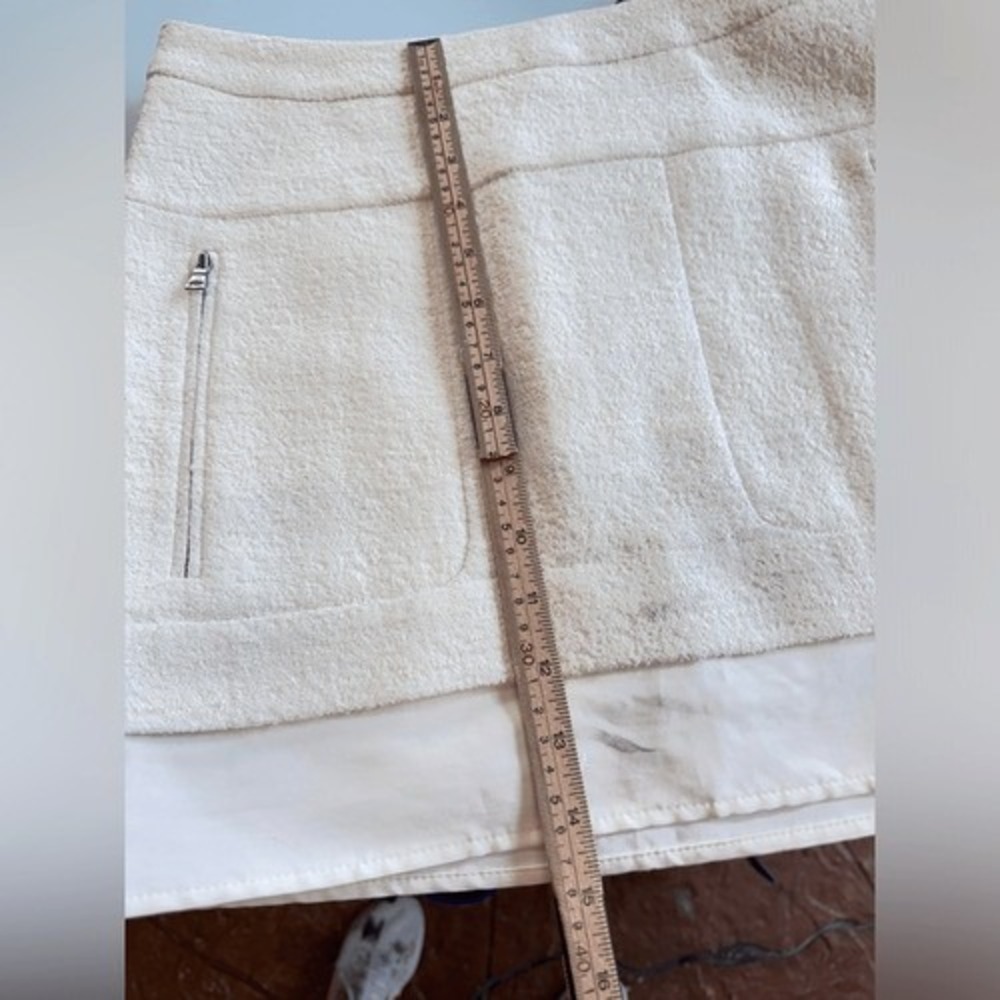 NWT BCBGMAXAZRIA Kallie Textured Off White Mini Skirt Size 0